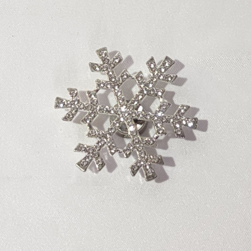 One Snowflake RHINESTONE Croc Shoe Charm - Picture 1 of 4